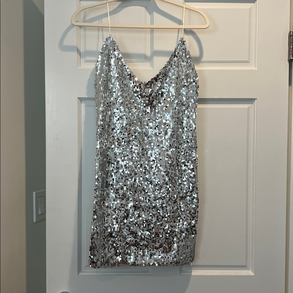 Unlabeled - Silver Sequined Mini Party Dress